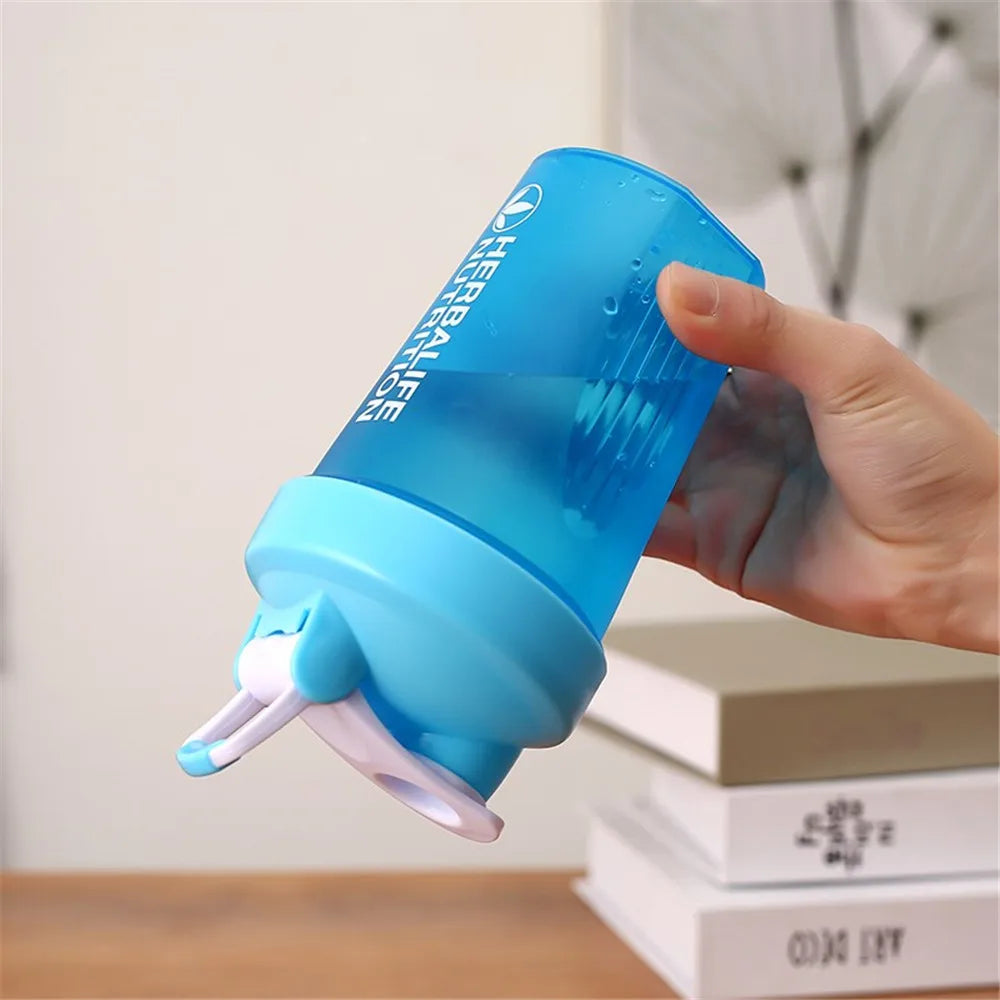 Protein Shaker Bottle Sport,Whey Powder Mixing Bottle Gym Shaker Outdoor Portable Plastic Drink Bottle